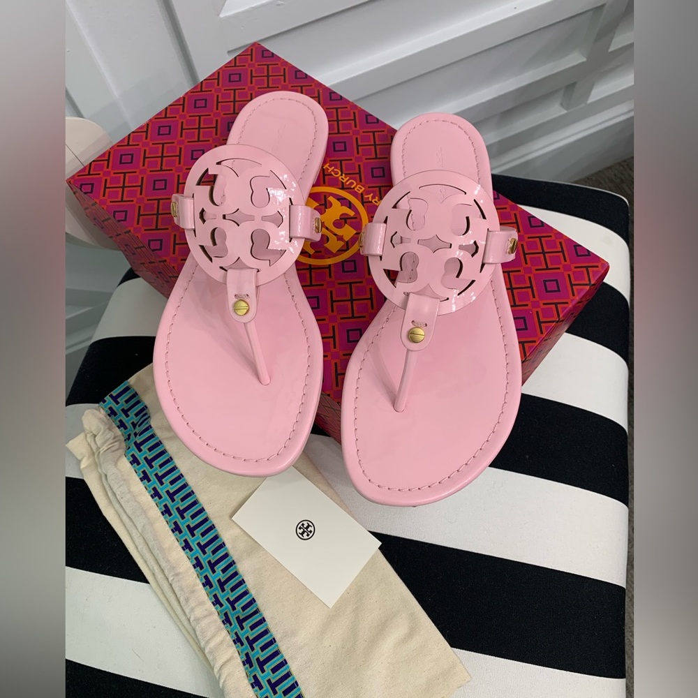 NEW Tory Burch miller patent leather sandal 8.5 petunia pink pastel color lv
